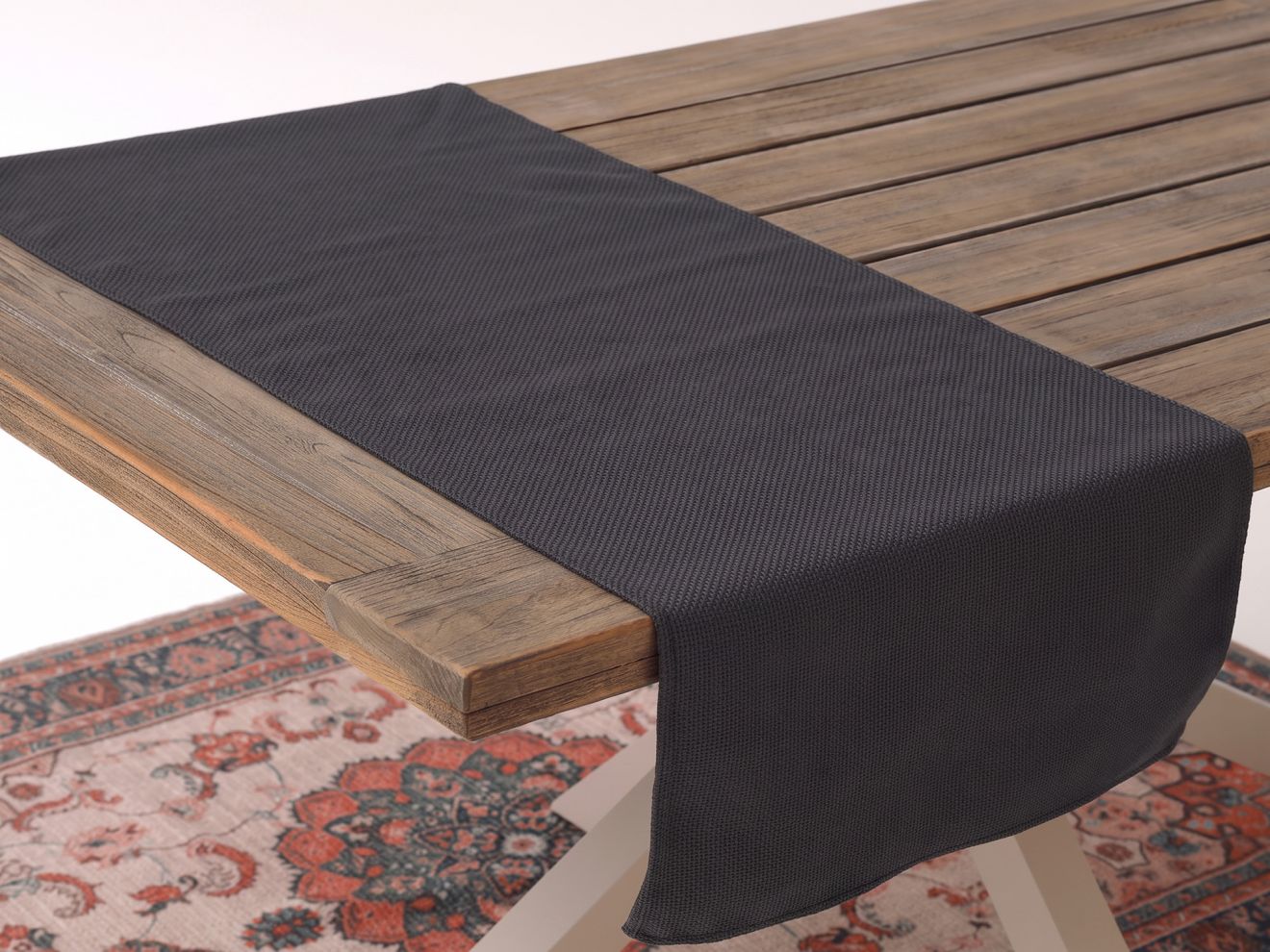 + 15 % Kassenrabatt | Madison x Kees Smit Tischläufer 140x50 cm
